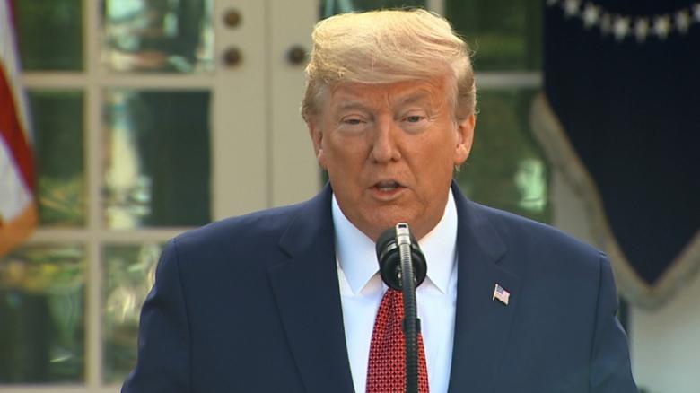 Trump khuyến khích người dân đeo khẩu trang phòng tránh Covid-19 - Ảnh 1. Trump khuyến khích người dân đeo khẩu trang phòng tránh Covid-19 - Ảnh 1.