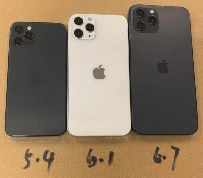 Rẻ hơn năm ngoái, iPhone 12 có giá chỉ từ 12 triệu đồng - Ảnh 1. Rẻ hơn năm ngoái, iPhone 12 có giá chỉ từ 12 triệu đồng - Ảnh 1.
