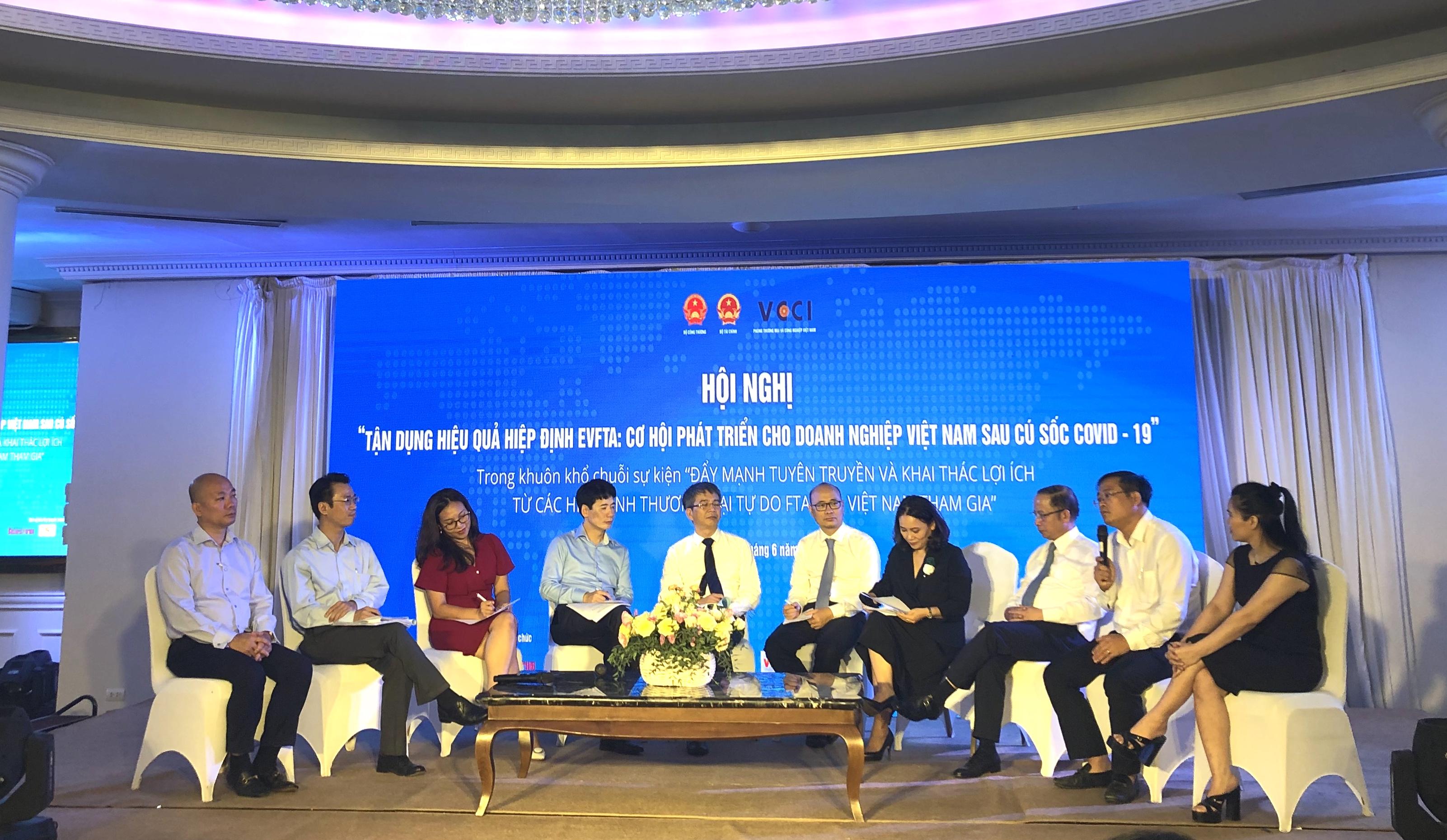 Mất tới 2,5 tháng để được cấp giấy C/O, doanh nghiệp kêu phải chịu lỗ - Ảnh 1. Mất tới 2,5 tháng để được cấp giấy C/O, doanh nghiệp kêu phải chịu lỗ - Ảnh 1.