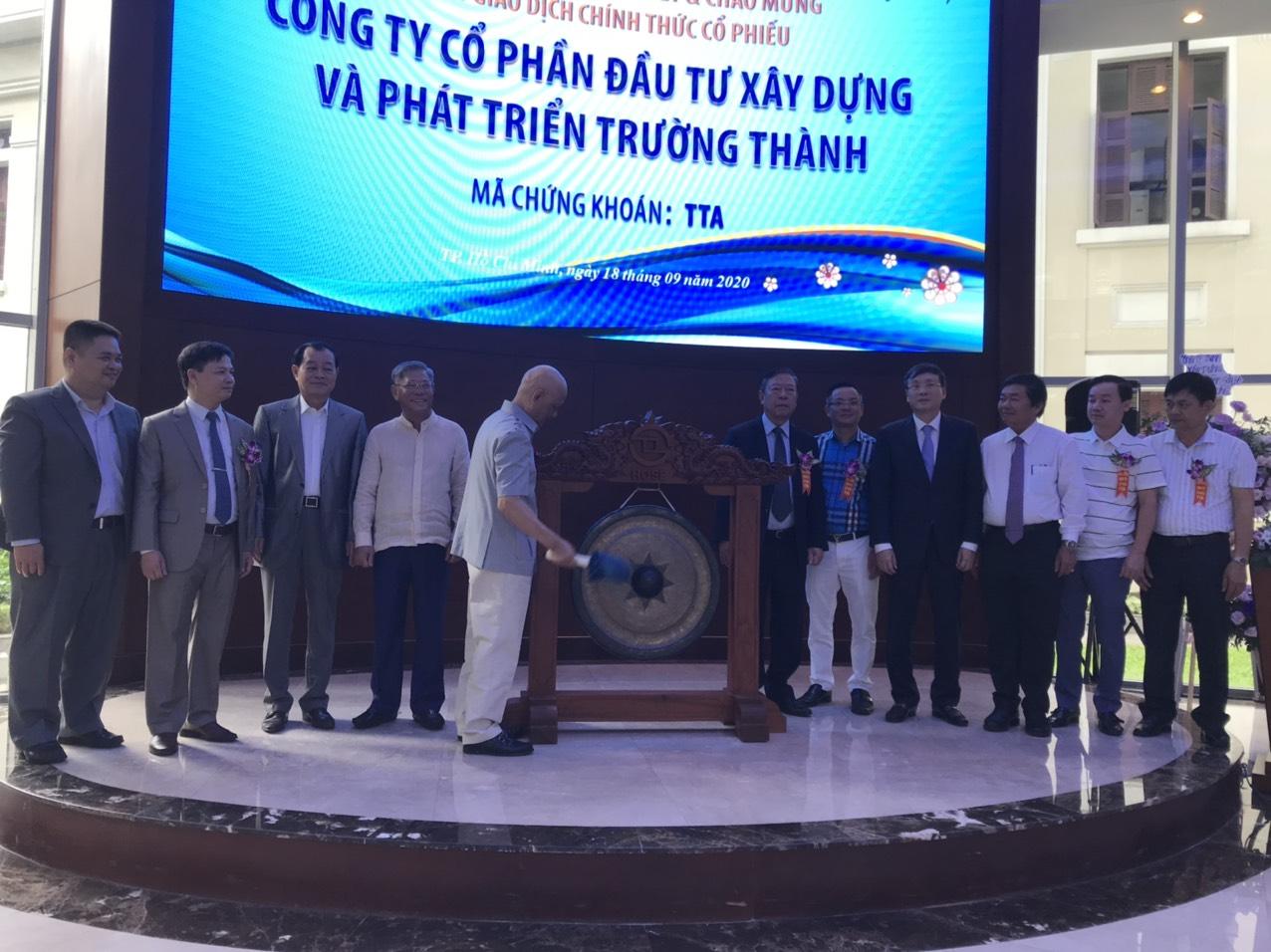 Cổ phiếu TTA của Trường Thành Group tăng 20% phiên chào sàn HOSE, vốn hóa đạt gần 3.000 tỉ đồng - Ảnh 2. Cổ phiếu TTA của Trường Thành Group tăng 20% phiên chào sàn HOSE, vốn hóa đạt gần 3.000 tỉ đồng - Ảnh 2.
