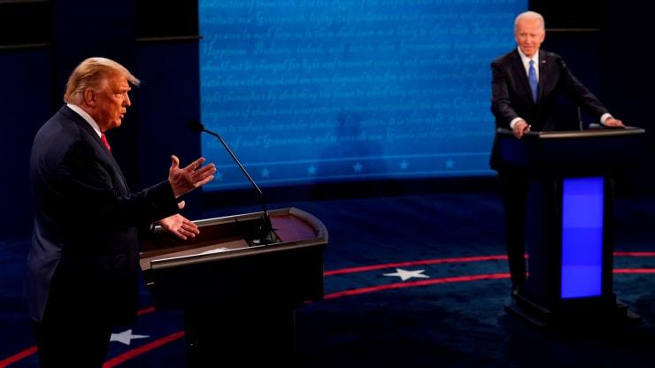 Trump – Biden cáo buộc nhau nhận tiền từ Trung Quốc, Nga - Ảnh 1. Trump – Biden cáo buộc nhau nhận tiền từ Trung Quốc, Nga - Ảnh 1.