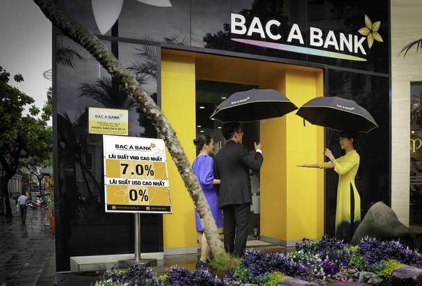 Bac A Bank đặt mục tiêu lợi nhuận tăng gần 20%, trả cổ tức 6,3% bằng cổ phiếu - Ảnh 1. Bac A Bank đặt mục tiêu lợi nhuận tăng gần 20%, trả cổ tức 6,3% bằng cổ phiếu - Ảnh 1.