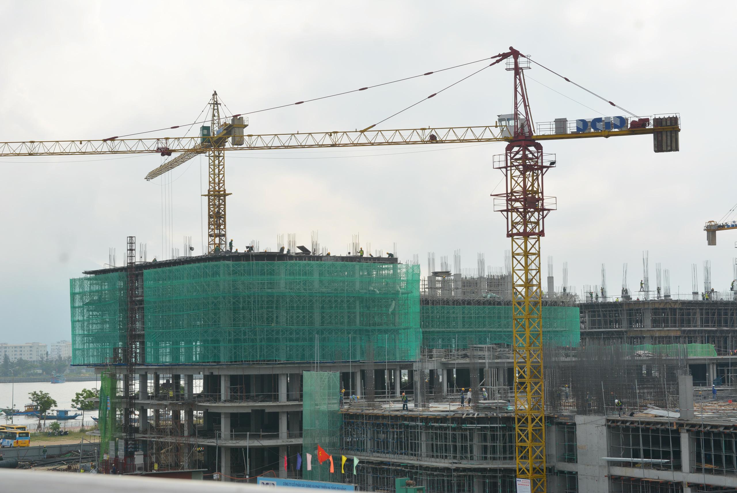 Dự án Khu công viên phần mềm số 2 hơn 700 tỷ đồng Đà Nẵng thành hình sau 5 tháng thi công - Ảnh 8. Dự án Khu công viên phần mềm số 2 hơn 700 tỷ đồng Đà Nẵng thành hình sau 5 tháng thi công - Ảnh 8.