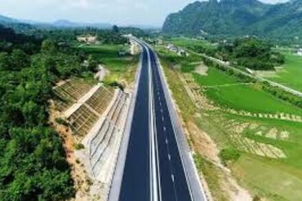 Nghiên cứu mở rộng các đoạn tuyến cao tốc Bắc - Nam phía Đông bảo đảm hiệu quả, phù hợp