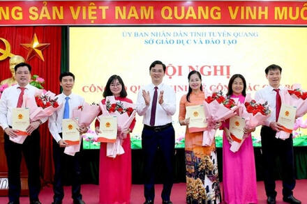 Sở GD&ĐT Tuyên Quang công bố quyết định bổ nhiệm cán bộ