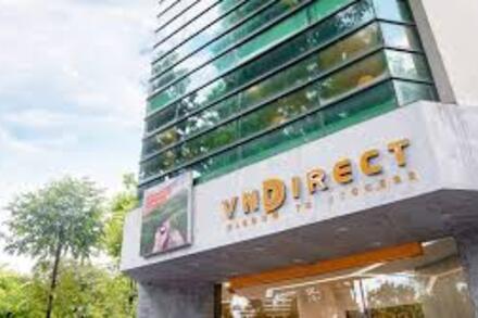 VNDirect lãi quý 2 tăng nhẹ nhờ tư vấn tài chính, lợi nhuận bán niên vẫn lao dốc vì áp lực trích lập dự phòng