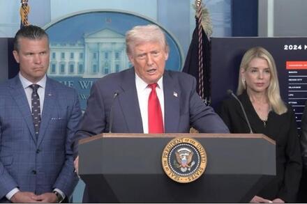 Mỹ để ngỏ khả năng ông Trump thăm Nga
