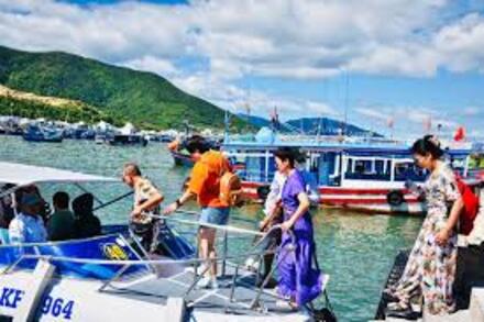Cảnh báo chiêu trò lợi dụng tour du lịch "0 đồng" để thu lợi bất chính