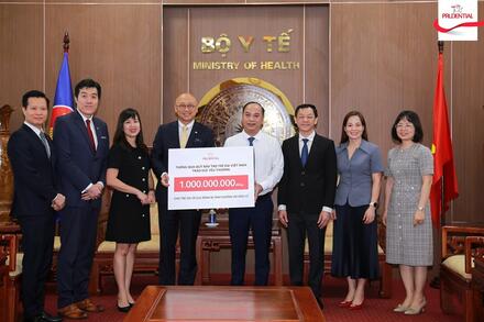 Prudential Việt Nam chung tay khắc phục hậu quả sau mưa lũ