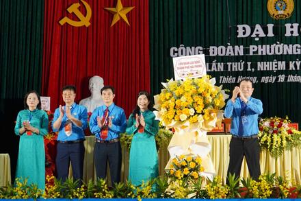Ra mắt Ban Chấp hành Công đoàn phường Thiên Hương, Hải Phòng lần thứ I