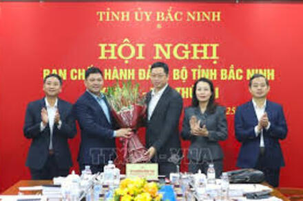 Đồng chí Trần Huy Phương được bầu giữ chức Phó Bí thư Tỉnh ủy Bắc Ninh