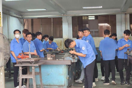 TPHCM số hóa dữ liệu gỡ nút thắt ‘thừa người, thiếu nghề’