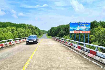 Nỗ lực bàn giao mặt bằng cho dự án cao tốc Cà Mau - Đất Mũi