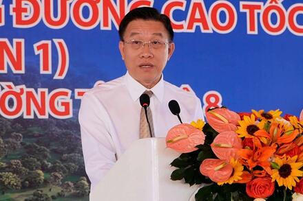 Khởi công xây dựng cầu vượt trên tuyến cao tốc TPHCM - Mộc Bài