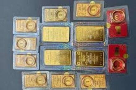 Giá vàng hôm nay 24/12 tiếp đà tăng mạnh 1,5 triệu đồng/lượng