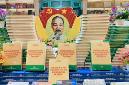 Ra mắt cuốn sách của Đại tướng Phan Văn Giang