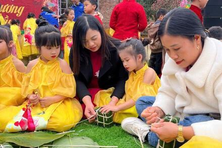 Trải nghiệm ‘Ngày Tết quê em’ bài học kỹ năng sống sinh động cho HS ở Phú Thọ