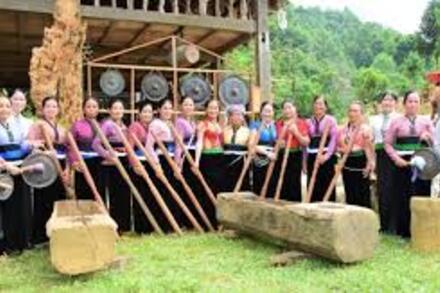 Văn hóa Mường: Không gian ký ức cộng đồng