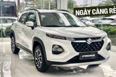 SUV cỡ A đua giảm giá tại Việt Nam: "Vua doanh số" Sonet rẻ kỷ lục, giá Fronx cũng gần "kịch sàn"
