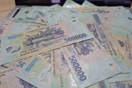 Lãi suất tiết kiệm ngắn hạn 6 tháng cao 8,7%