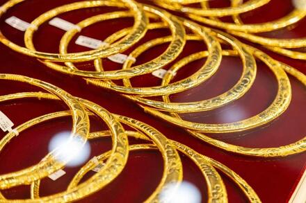 Giá vàng hôm nay 6/4: Quay đầu đi xuống