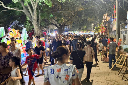 Ấn tượng chương trình khai mạc Hội Gióng Đền Phù Đổng 2026
