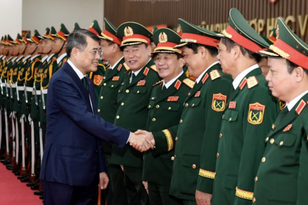 Thủ tướng Lê Minh Hưng: Muốn đi đầu, Học viện Quốc phòng phải quyết tâm đổi mới nhanh hơn nữa