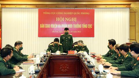 Bàn giao nhiệm vụ Tham mưu trưởng Tổng cục Công nghiệp Quốc phòng