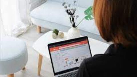 Doanh thu tỉ USD, mỗi năm Google, YouTube, Facebook… chỉ nộp 1.000 tỉ đồng tiền thuế!