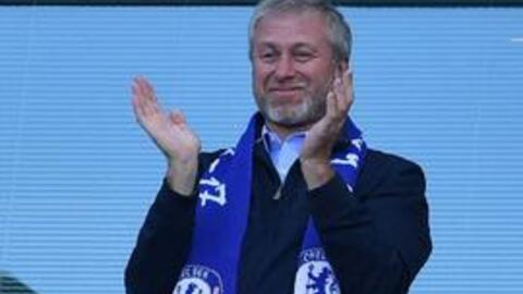 Tỷ phú Nga Abramovich chính thức rao bán Chelsea, xóa luôn khoản nợ 1,5 tỷ bảng