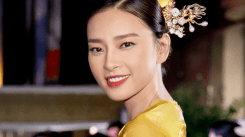 Ngô Thanh Vân ở tuổi 43: Tậu biệt thự "đậm chất thiền" đặt tượng Phật lớn ngay lối ra vào, đi xế hộp hạng sang, đeo đồng hồ bạc tỷ, sắp kết hôn với "tình trẻ" kém 11 tuổi