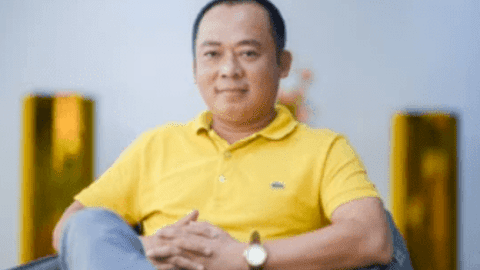 Cổ phiếu lập đỉnh lịch sử, CEO Thế giới Di động Đoàn Văn Hiểu Em đăng ký bán 400.000 cổ phiếu
