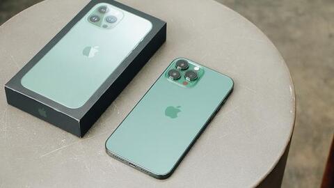 FPT Shop bất ngờ mở bán sớm iPhone 13 Pro Max Xanh lá