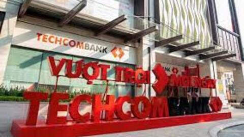 Techcombank (TCB) quý 1/2022: Lãi khủng gần 7.000 tỷ đồng, CASA cao 50,4%, nợ xấu ở mức thấp