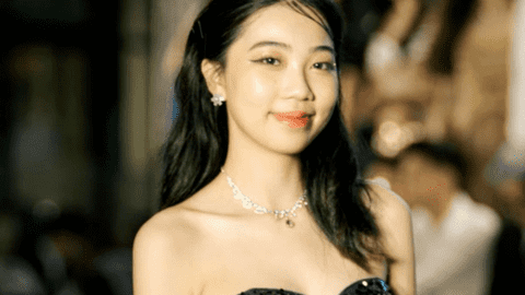 Prom cuối cấp "trường người ta": Ai nấy đều lên đồ như hoàng tử công chúa, ái nữ nhà NSƯT Chiều Xuân lột xác táo bạo