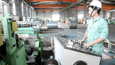 Cổ phiếu PAS (Quốc tế Phương Anh) lao dốc 50%, “Sếp lớn” nhanh tay bắt đáy