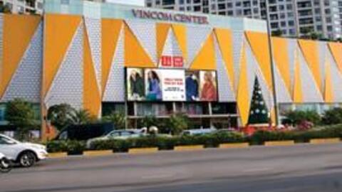 Uniqlo mở thêm 2 cửa hàng tại Royal City và Vincom Trần Duy Hưng, nâng số cửa hàng tại Hà Nội ngang ngửa TPHCM