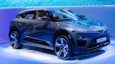 VinFast VF 7 tiến sát ngày lăn bánh, đẩy Mazda CX-5 và Honda CR-V vào thế “ngàn cân treo sợi tóc”