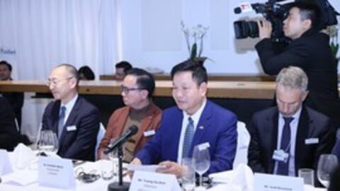 Chủ tịch FPT Trương Gia Bình: Thanh niên Mỹ, Nhật, Hàn không muốn làm ngành bán dẫn vì vất vả nhưng thanh niên Việt Nam rất thích!