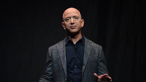 Jeff Bezos ‘xả hàng chốt lời’ 5 tỷ USD sau khi giá cổ phiếu Amazon phá kỷ lục