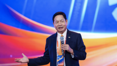 Chủ tịch Trương Gia Bình: "Uy tín thị trường chứng khoán Việt Nam ảnh hưởng trực tiếp đến doanh thu FPT"