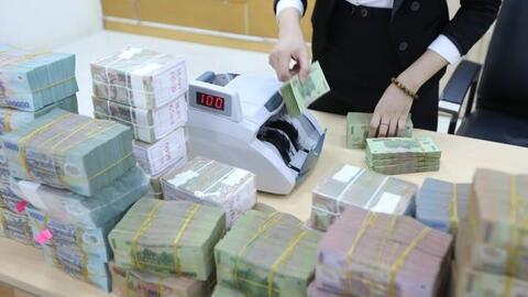 Lãi suất ngân hàng cuối năm 2024 biến động mạnh: Gửi 100 triệu đồng lãi bao nhiêu?