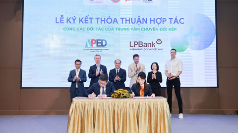 LPBank chung tay cùng Bộ Tài chính thúc đẩy chuyển đổi số – xanh cho doanh nghiệp Việt