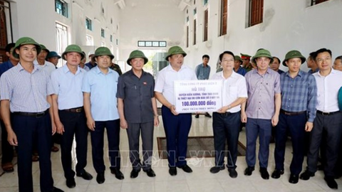 EVNGENCO2 ủng hộ 800 triệu đồng chia sẻ khó khăn với đồng bào miền Bắc