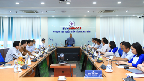 Chùm ảnh: Lãnh đạo EVN kiểm tra công tác tiếp nhận, vận hành Nhà máy Nhiệt điện Phú Mỹ 3