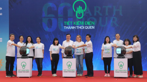 Chùm ảnh: EVN đồng hành cùng Giải chạy hưởng ứng Chiến dịch Giờ Trái đất năm 2024