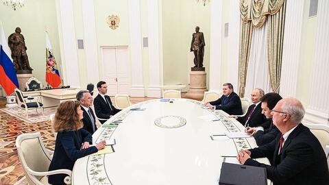 Chi tiết cuộc hội đàm giữa Đặc phái viên Mỹ và Tổng thống Nga về vấn đề Ukraine