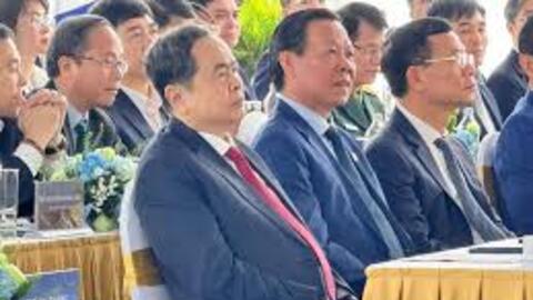 Chủ tịch Quốc hội Trần Thanh Mẫn dự Lễ khởi công Dự án Trục Đại lộ Cảnh quan sông Hồng