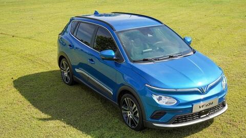 VinFast VF e34 tháng 12/2025: Giá lăn bánh và chính sách mới nhất