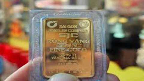 Giá vàng hôm nay 8/1 trong nước tăng thêm 100 ngàn đồng/lượng, thế giới giảm nhẹ